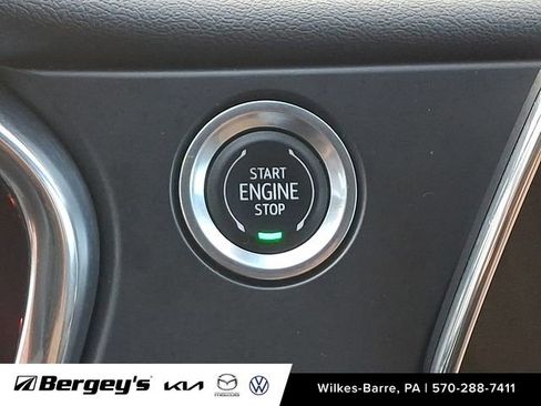 Used 2022 Chevrolet Blazer Premier w/ Enhanced Convenience Package image 27