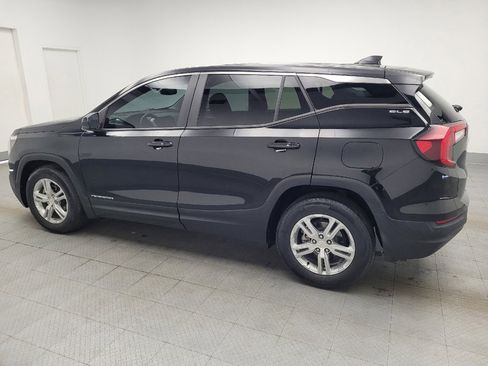 Used 2023 GMC Terrain SLE FWD image 3