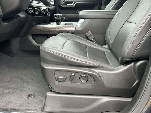 Used 2024 Chevrolet Silverado 1500 LTZ image 17