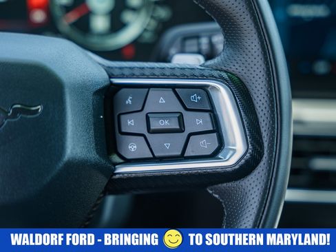 Used 2025 Ford Mustang GT Premium RWD image 31