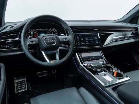 New 2026 Audi RS Q8 performance image 4