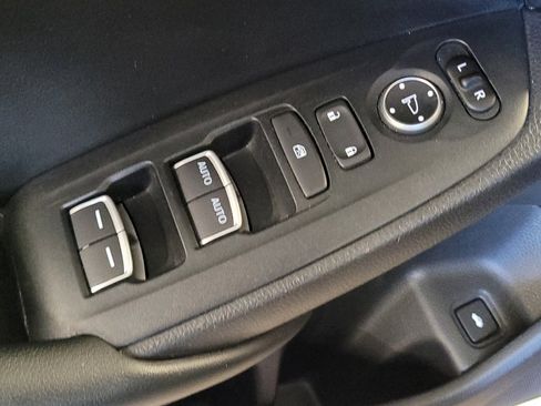 Used 2018 Honda Accord Touring image 27