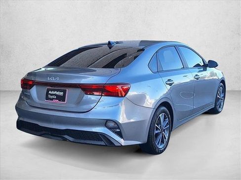 Used 2024 Kia Forte LXS image 5