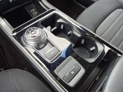 Used 2020 Ford Edge SE AWD/4WD image 12
