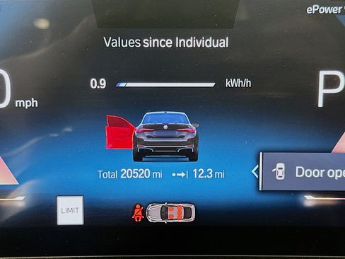 Used 2023 BMW i4 eDrive35 w/ Premium Package RWD image 19