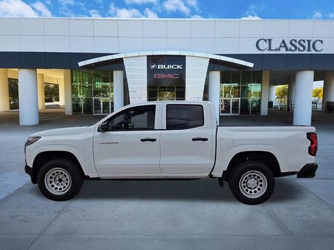 Used 2024 Chevrolet Colorado W/T RWD image 5