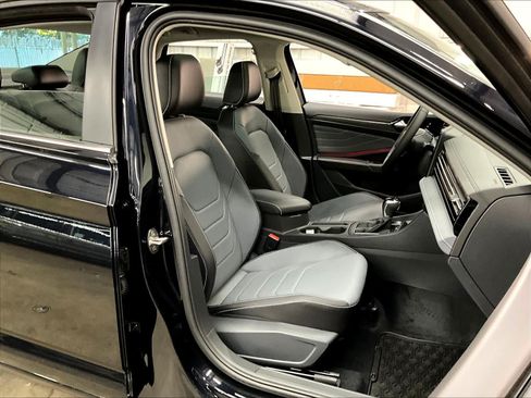 New 2026 Volkswagen Jetta SEL FWD image 12