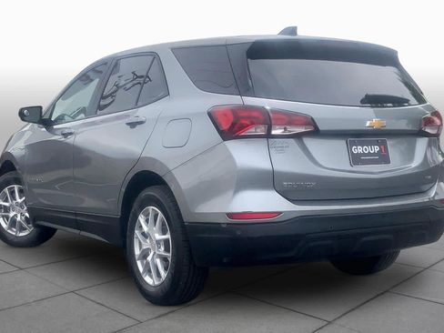 Used 2023 Chevrolet Equinox LS w/ LS Convenience Package image 12
