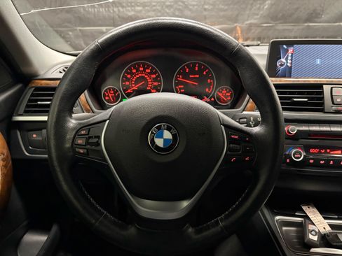 Used 2014 BMW 328d xDrive Sedan AWD/4WD image 13