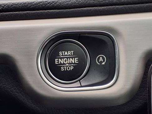 Used 2019 Mercedes-Benz G 550 image 27