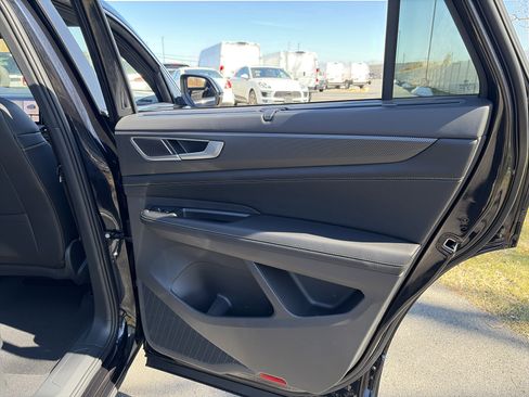 New 2026 Volkswagen Atlas Cross Sport SEL image 43