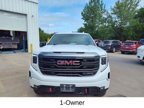 Certified 2024 GMC Sierra 1500 AT4 w/ Technology Package AWD/4WD image 3