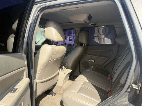 Used 2006 Jeep Grand Cherokee Limited image 13