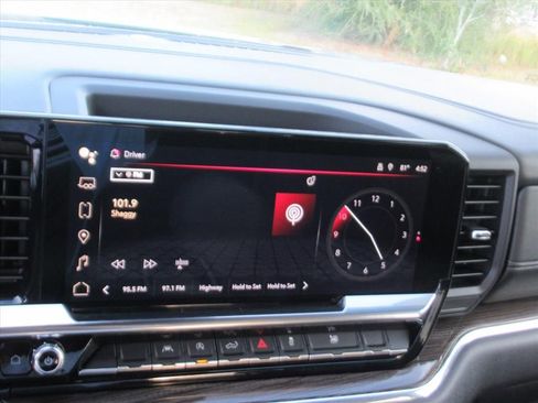 Certified 2024 GMC Sierra 1500 Elevation image 23