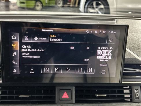 Used 2024 Audi A4 2.0T Premium Plus image 12