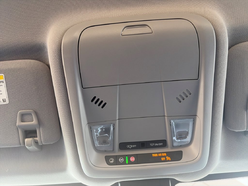 Used 2023 Chevrolet Equinox LT FWD image 19