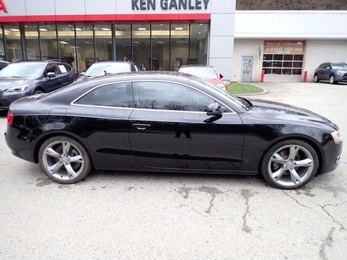 Used 2011 Audi A5 2.0T Premium Plus image 2