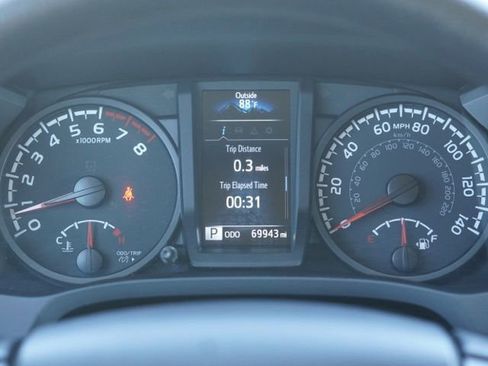 Certified 2023 Toyota Tacoma SR AWD/4WD image 24