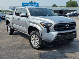 Used 2024 Toyota Tacoma SR5 AWD/4WD video 2