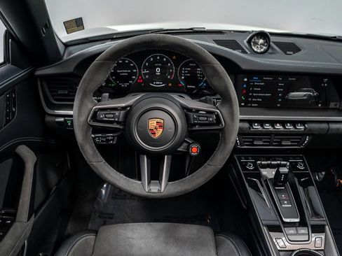 Used 2026 Porsche 911 Targa 4 GTS image 19