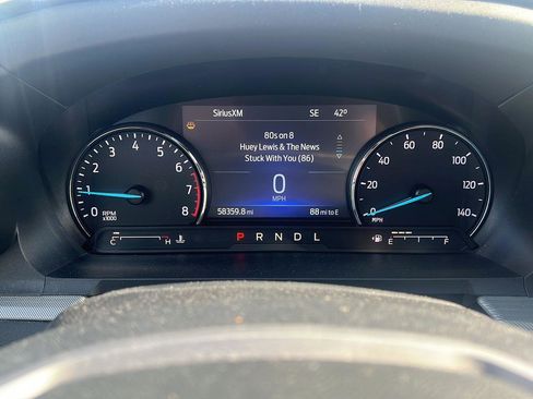 Used 2022 Ford Explorer XLT w/ Equipment Group 202A image 22