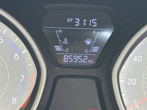 Used 2014 Hyundai Elantra Sport FWD image 26