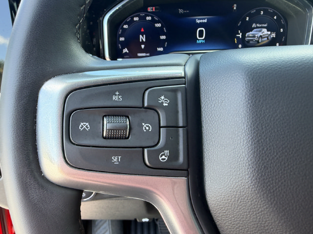 Used 2025 Chevrolet Silverado 1500 LT AWD/4WD image 31