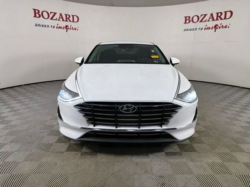 Used 2022 Hyundai Sonata SE w/ Cargo Package FWD image 2