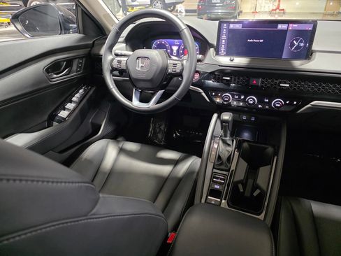 Used 2024 Honda Accord Touring image 19