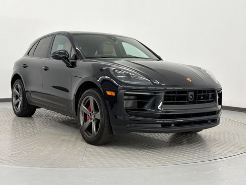Used 2023 Porsche Macan S AWD/4WD image 7