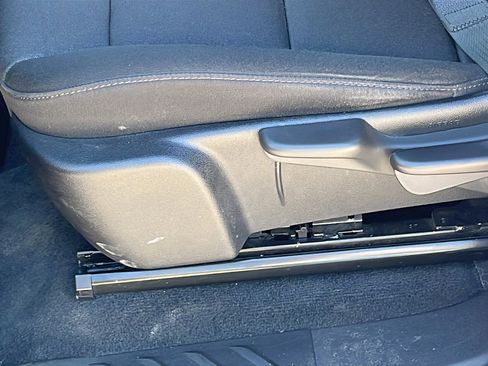 Used 2024 Chevrolet Colorado W/T image 11