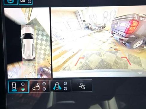 Used 2024 GMC Acadia Denali w/ Super Cruise Package image 31