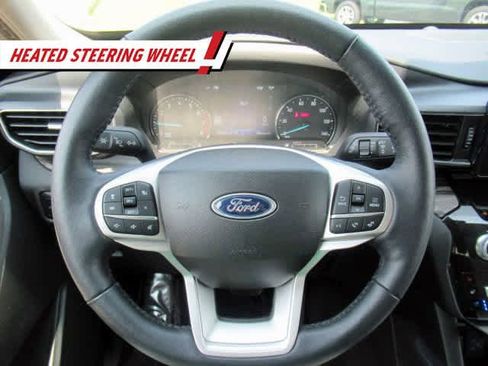 Used 2023 Ford Explorer Limited image 17