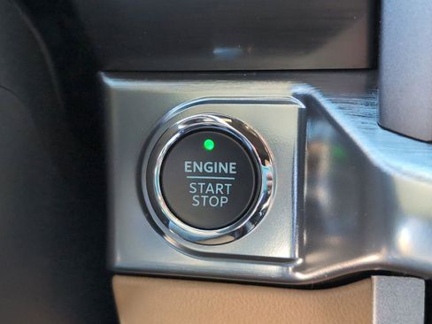 Used 2023 Ford F150 Lariat w/ Equipment Group 502A High image 27