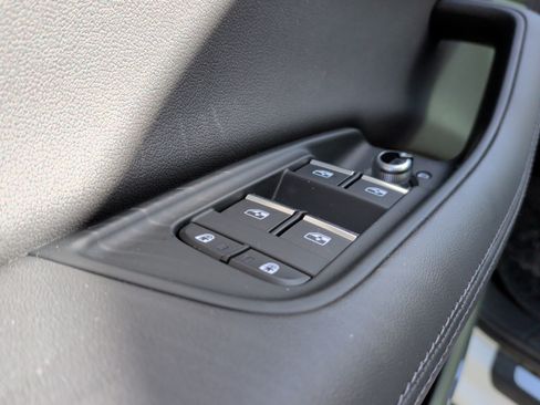 Used 2023 Audi Q7 Premium Plus w/ Premium Plus Package image 15