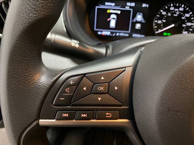 Certified 2023 Nissan Kicks SV FWD image 13