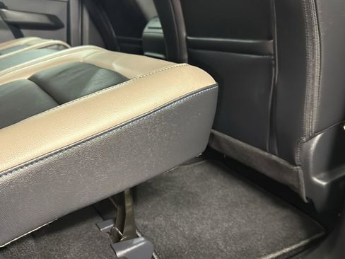 Used 2024 Ford Bronco Wildtrak image 27