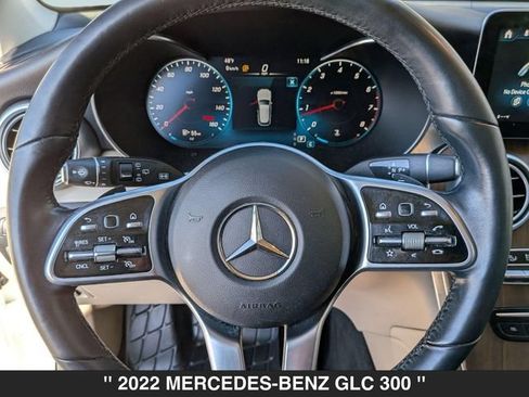 Used 2022 Mercedes-Benz GLC 300 4MATIC image 17