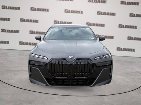 New 2026 BMW 740i xDrive AWD/4WD image 8