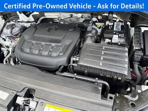 Certified 2023 Volkswagen Tiguan SE R-Line AWD/4WD image 29