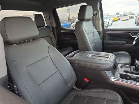 Used 2022 Chevrolet Silverado 1500 LTZ image 27