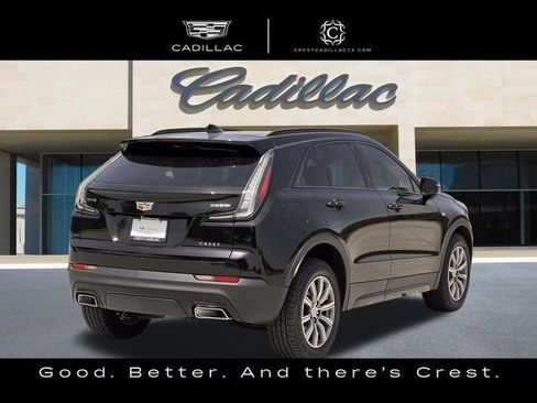 Certified 2022 Cadillac XT4 Sport w/ Comfort Package FWD image 3