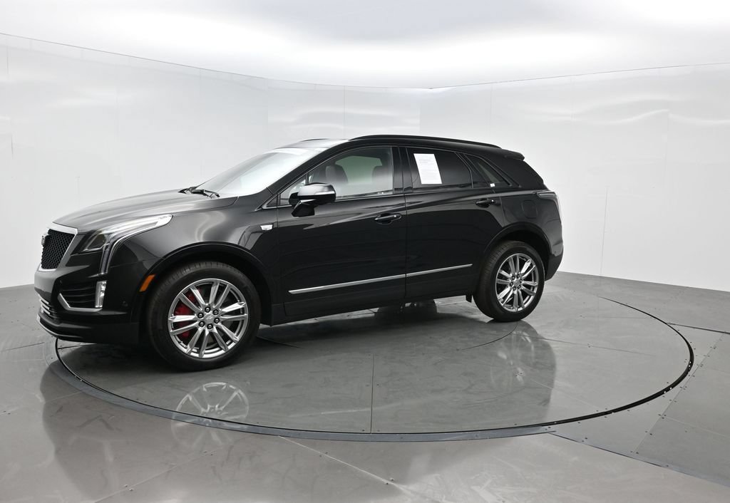 Certified 2023 Cadillac XT5 Sportv w/ Technology Package AWD/4WD image 2