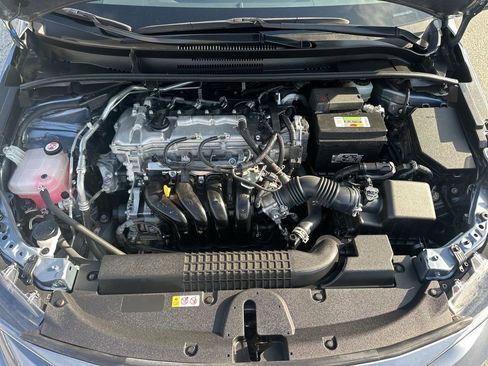 Used 2022 Toyota Corolla LE image 29
