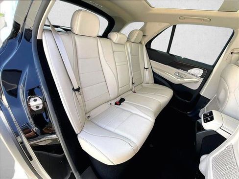Certified 2024 Mercedes-Benz GLE 450e 4MATIC image 29