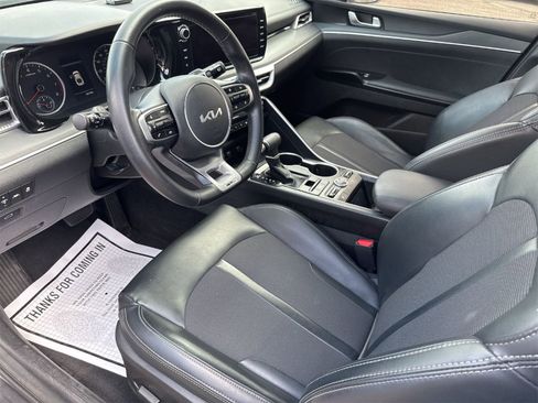 Used 2024 Kia K5 GT-Line w/ GT-Line Premium Package image 2