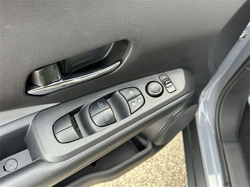 Certified 2023 Nissan Kicks SR w/ SR Premium Package image 16