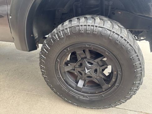 Used 2006 Ford F250 Lariat AWD/4WD image 23