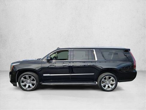Used 2020 Cadillac Escalade ESV Luxury image 9