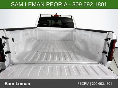 New 2026 RAM 1500 Express AWD/4WD image 23